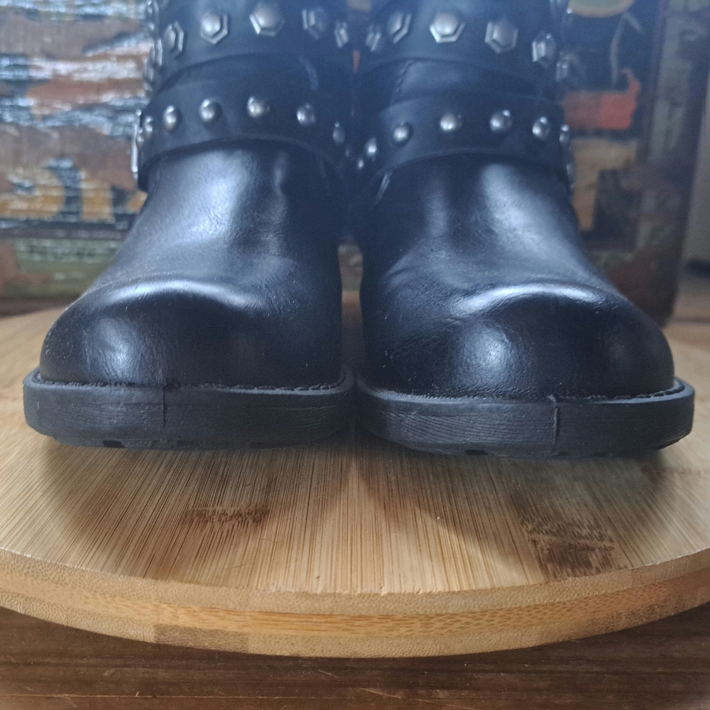 Italina by Summer Rio Stud Rio Motorcycle Ankle Boots EU 39 Womens 8-8.5 Black - Picture 3 of 15